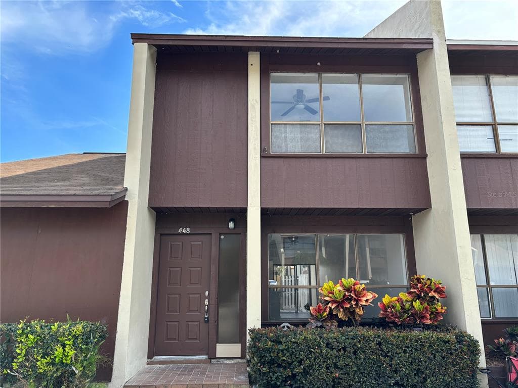 448 MARKET SQUARE E LAKELAND, FL 33813