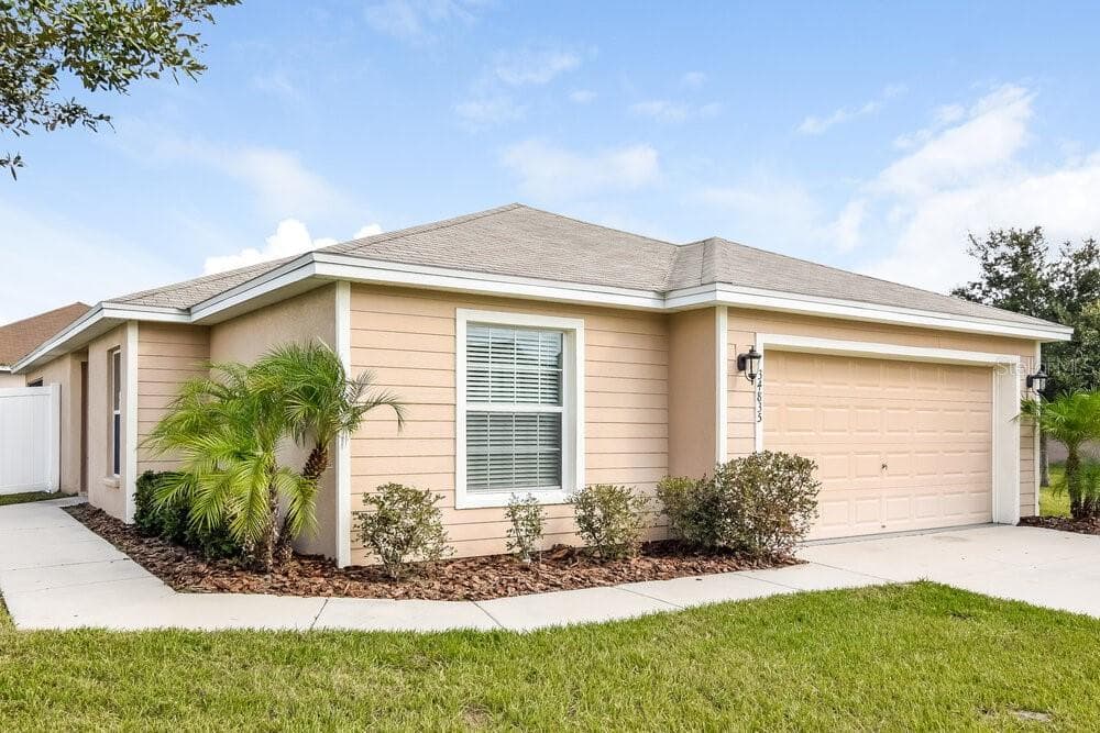 34835 REDDING LANE ZEPHYRHILLS, FL 33541