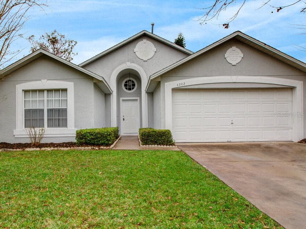 4202 SHADOW CREEK CIRCLE OVIEDO, FL 32765