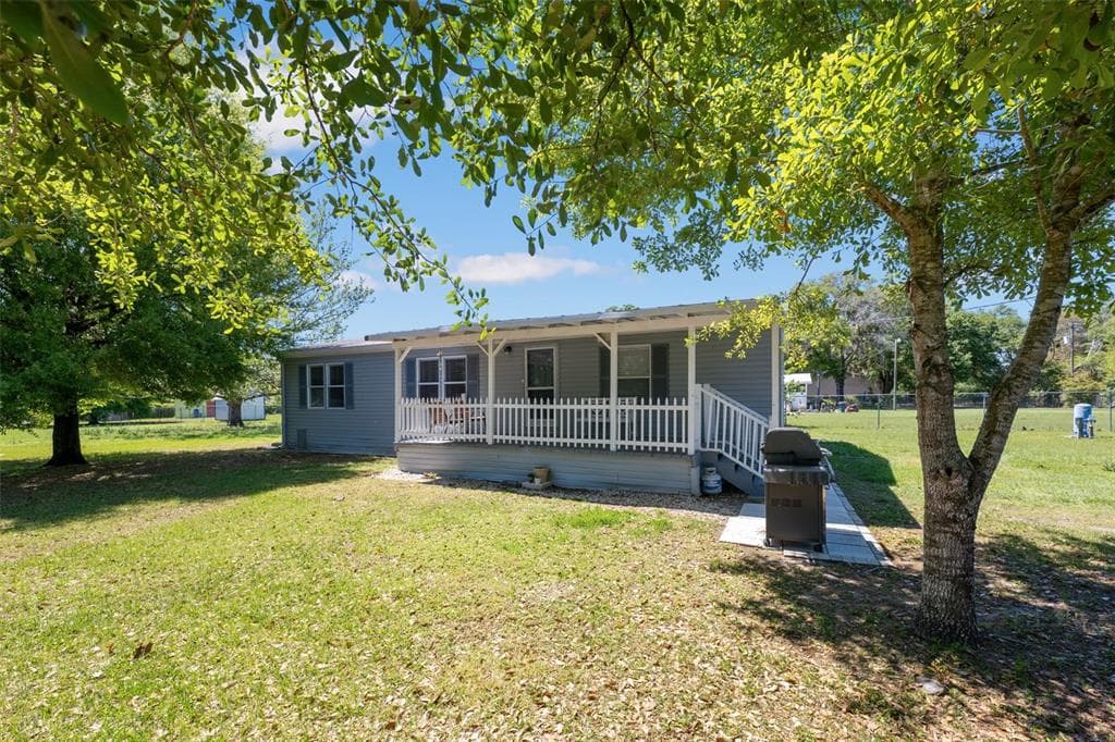 34138 CHEROKEE LANE WESLEY CHAPEL, FL 33543