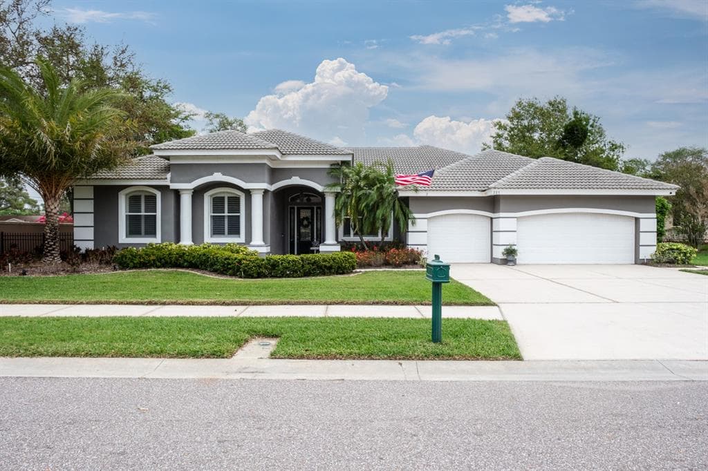 227 HIGHLAND WOODS DRIVE SAFETY HARBOR, FL 34695