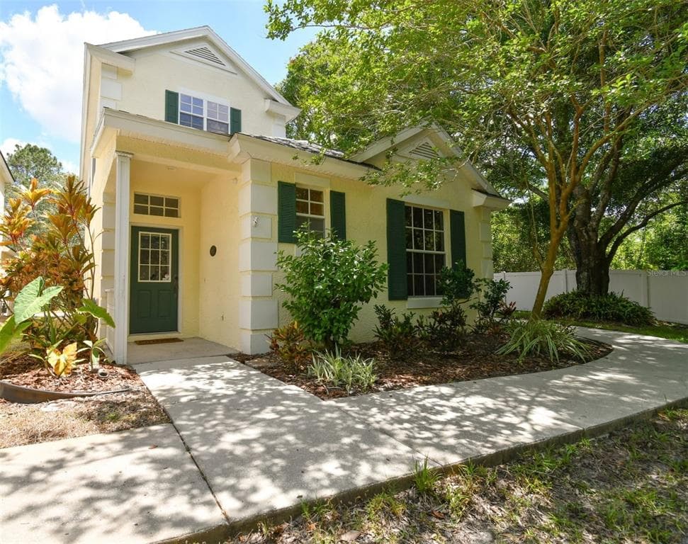 8802 GRACEWOOD WAY TAMPA, FL 33626
