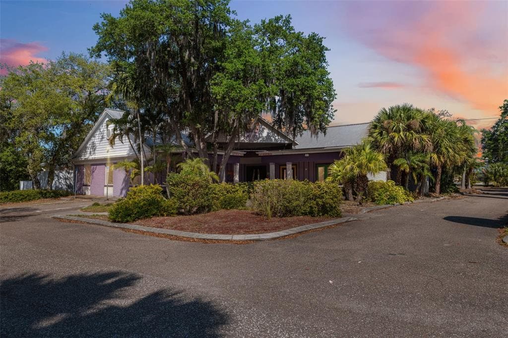 28910 US HIGHWAY 19 N CLEARWATER, FL 33761