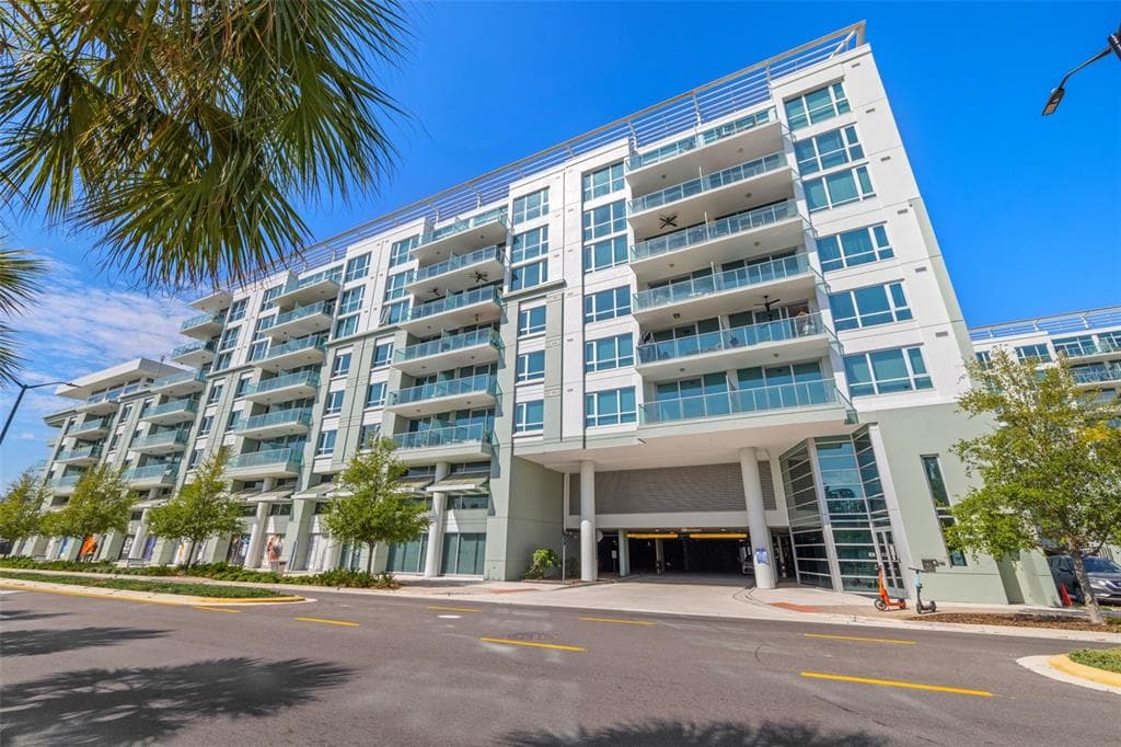 912 CHANNELSIDE DRIVE UNIT 2809 TAMPA, FL 33602