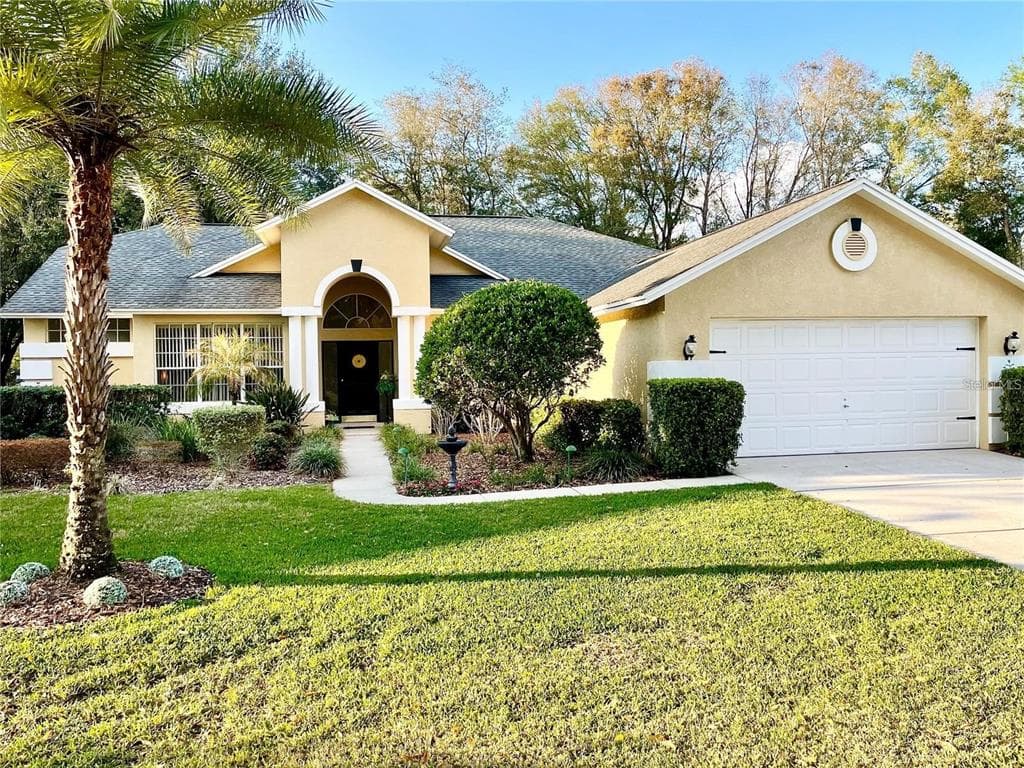 4918 WILLOW RIDGE TERRACE VALRICO, FL 33596
