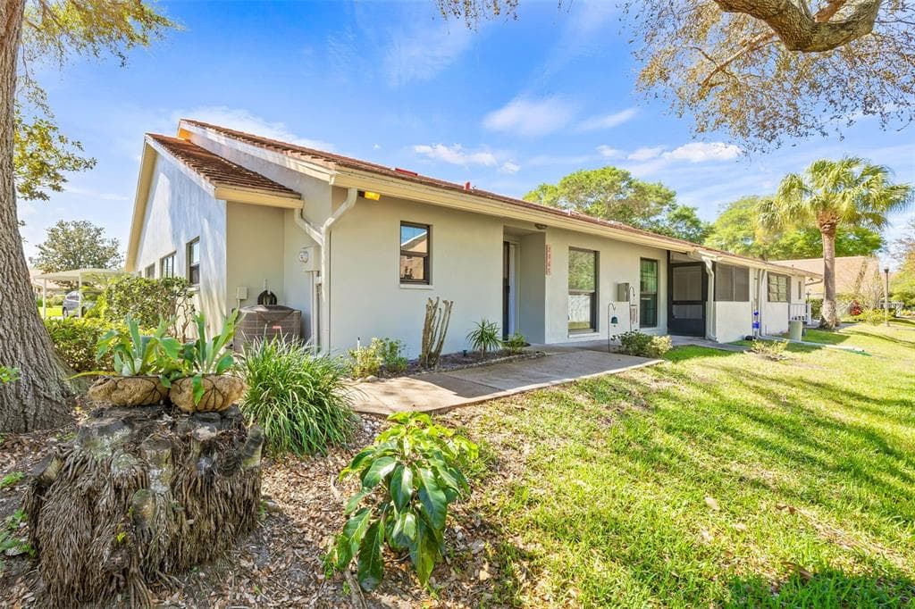 2068 CHERYL DRIVE CLEARWATER, FL 33763