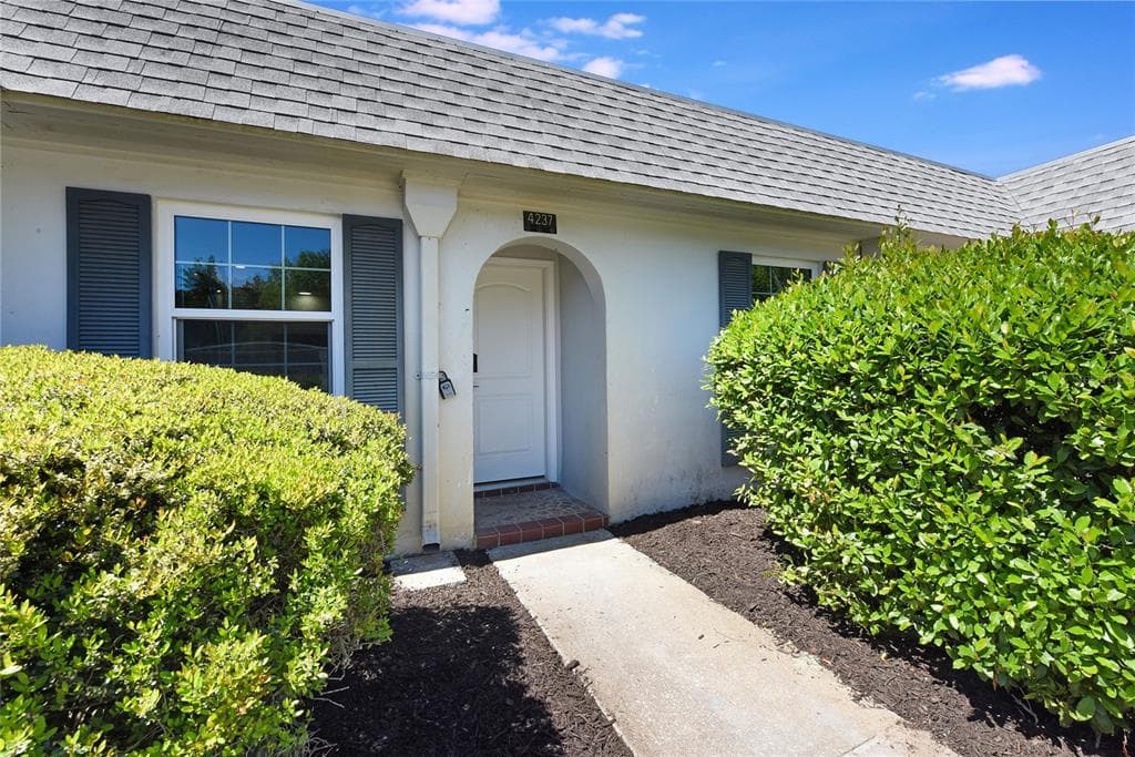4237 SHELDON PLACE NEW PORT RICHEY, FL 34652