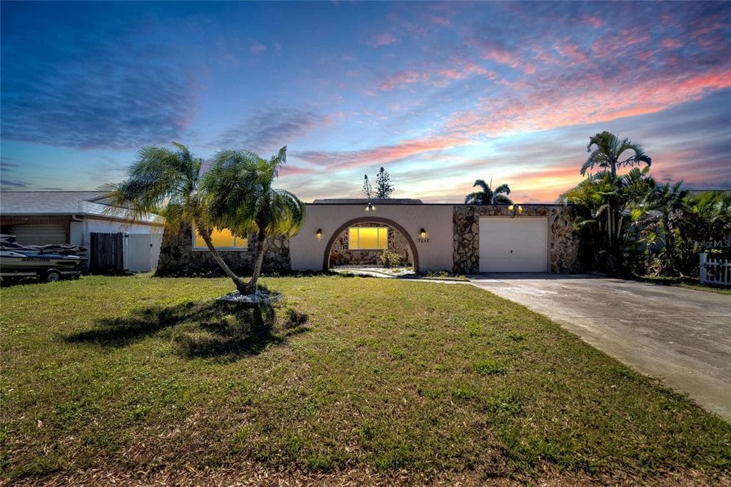 3848 STRATFIELD DRIVE NEW PORT RICHEY, FL 34652