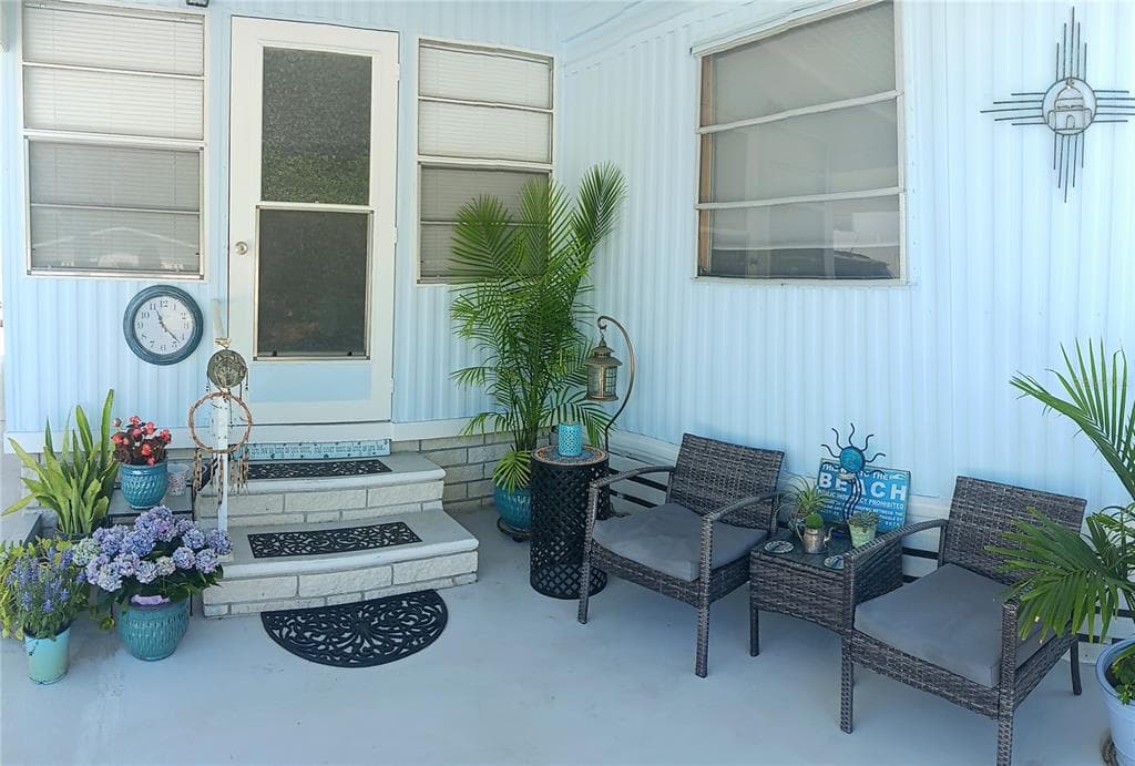 14720 113TH AVENUE UNIT 111 LARGO, FL 33774