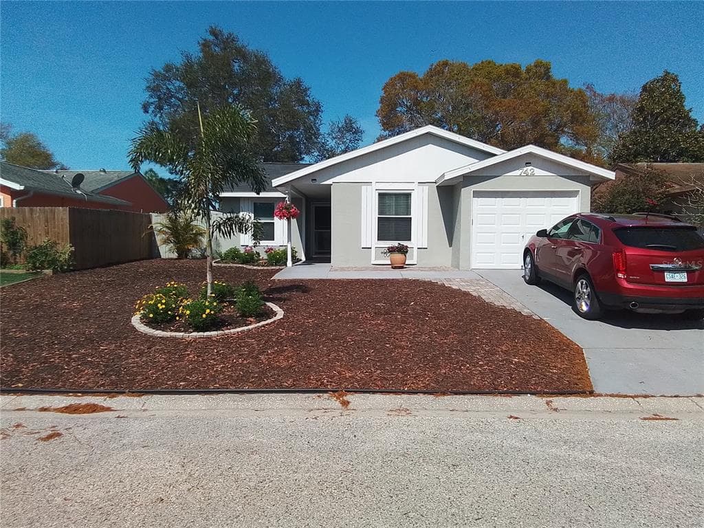 742 ARTHURS COURT TARPON SPRINGS, FL 34689