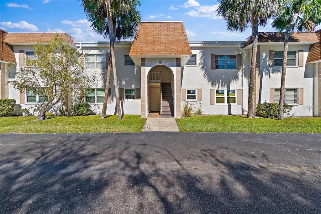 357 S MCMULLEN BOOTH ROAD UNIT 120 CLEARWATER, FL 33759