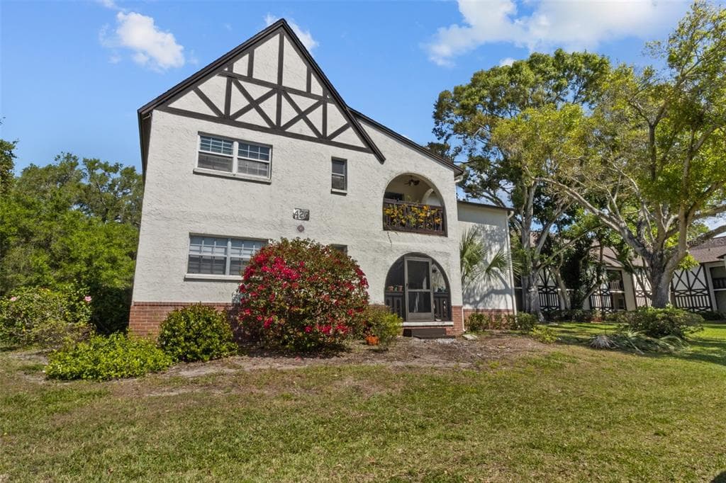420 N BAYSHORE BOULEVARD UNIT 205 CLEARWATER, FL 33759
