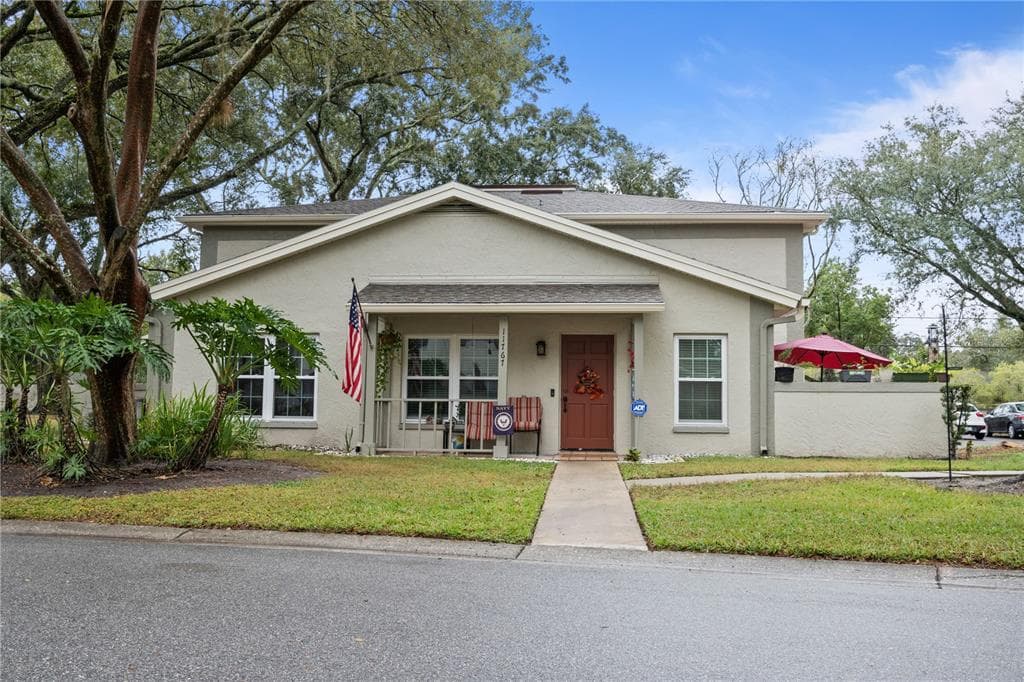 11767 RAINTREE DRIVE UNIT 11767 TAMPA, FL 33617