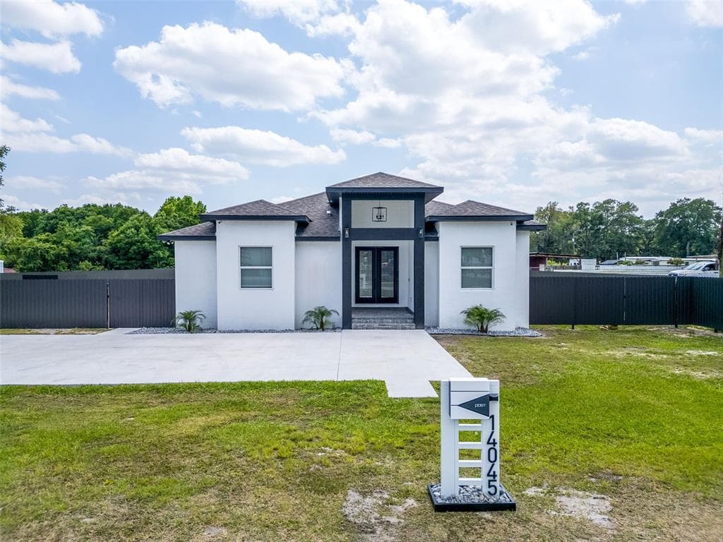 14045 DOWNING STREET DOVER, FL 33527