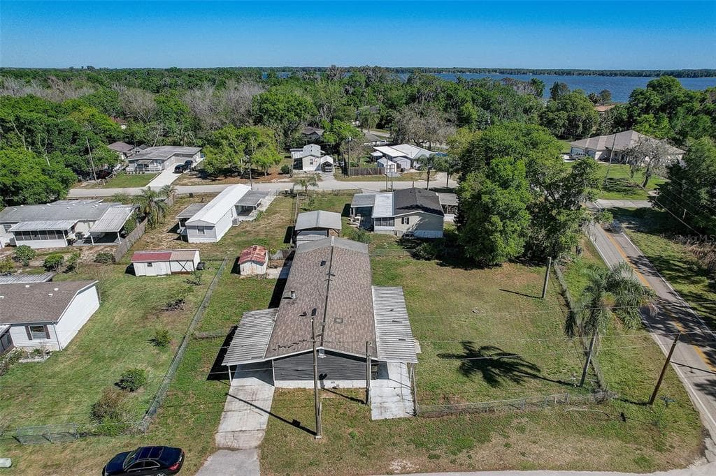 2643 BLUE BREAM DRIVE LAKE WALES, FL 33898