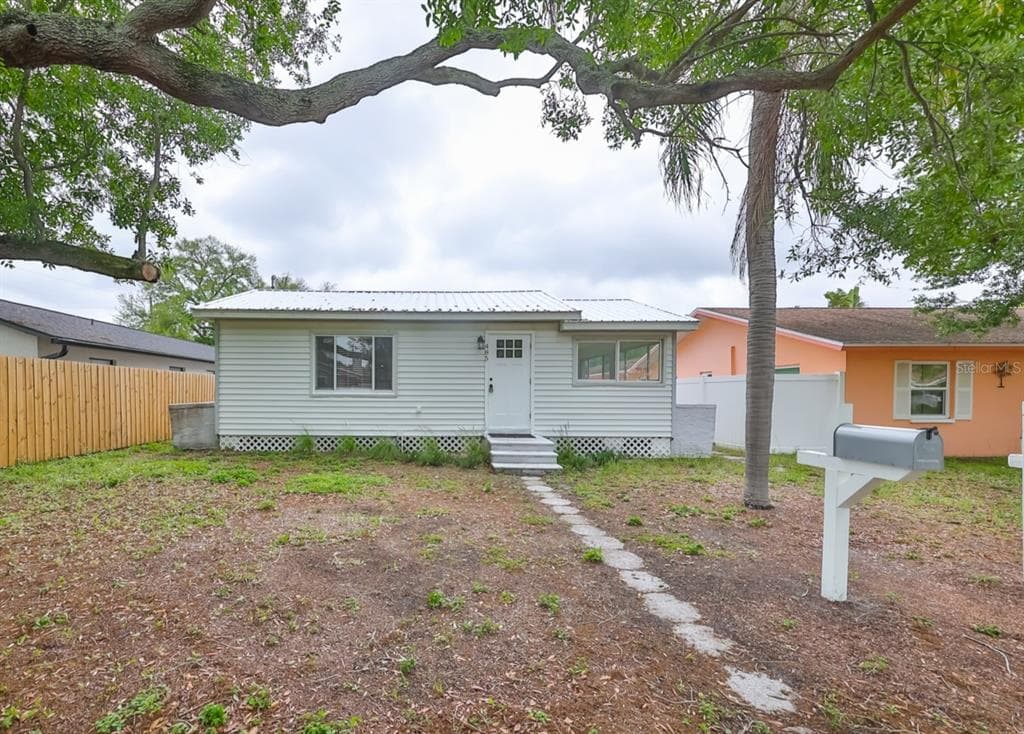 485 48TH AVENUE N ST PETERSBURG, FL 33703
