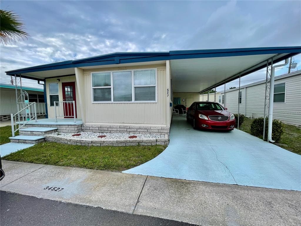 34527 VIOLET DRIVE N PINELLAS PARK, FL 33781