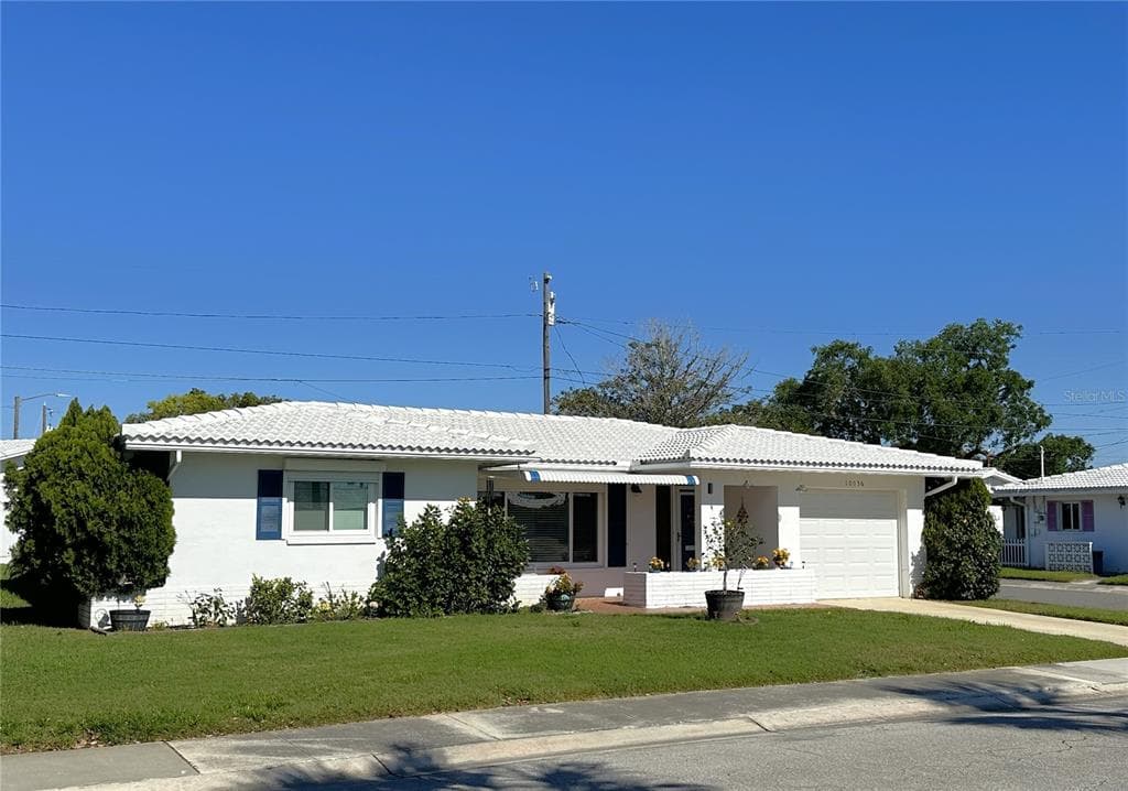 10036 MAINLANDS BOULEVARD W PINELLAS PARK, FL 33782