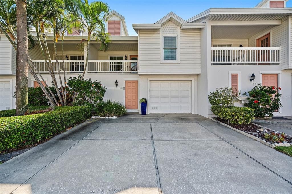 108 SUN ISLE CIRCLE UNIT 12 TREASURE ISLAND, FL 33706