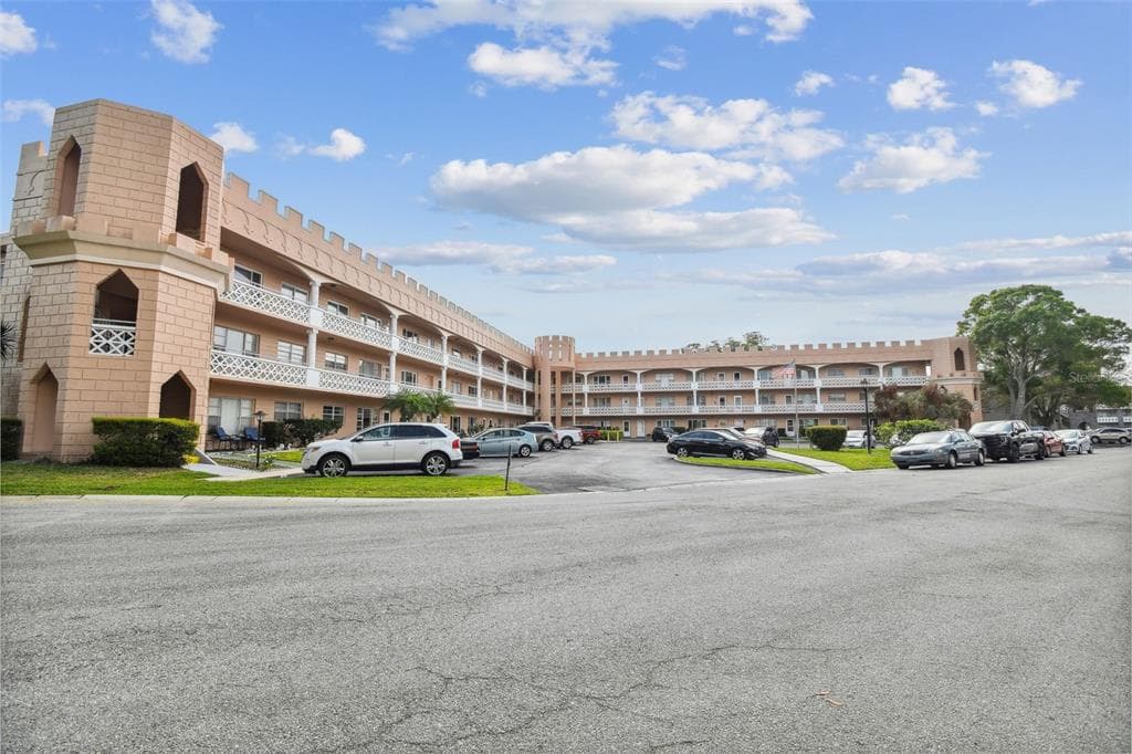 2457 ECUADORIAN WAY UNIT 65 CLEARWATER, FL 33763