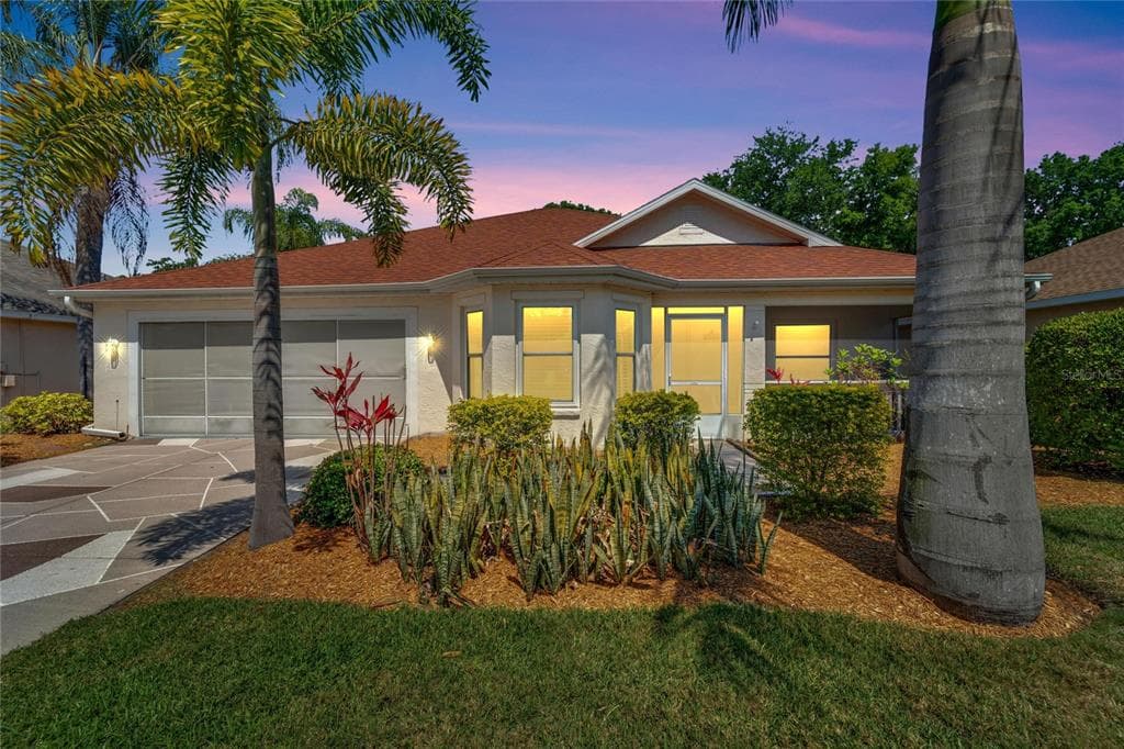 1404 BLUEWATER DRIVE SUN CITY CENTER, FL 33573