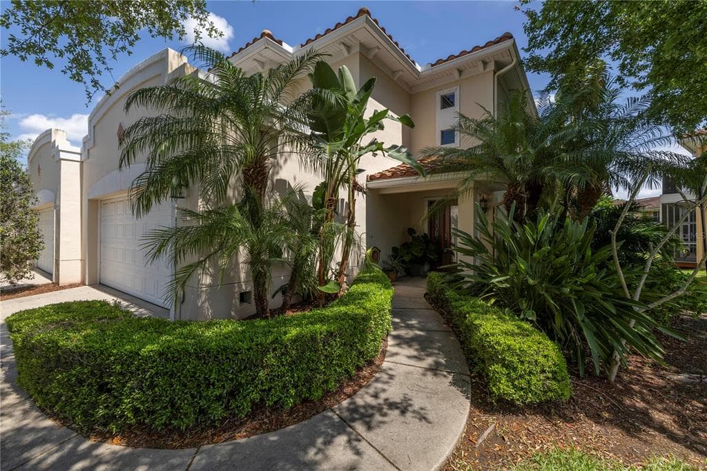 242 VALENCIA CIRCLE ST PETERSBURG, FL 33716