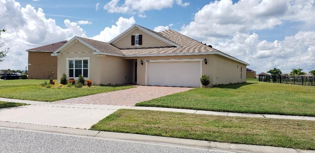 2222 CYPRESS LAKE PLACE KISSIMMEE, FL 34758