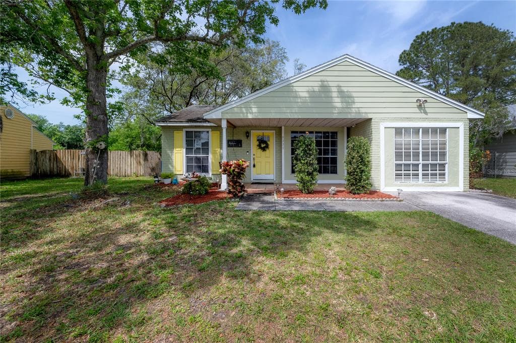 8232 RIVERBOAT DRIVE