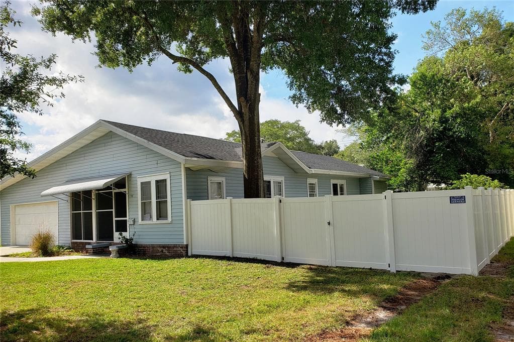 1839 SALEM ROAD UNIT A LAKELAND, FL 33803