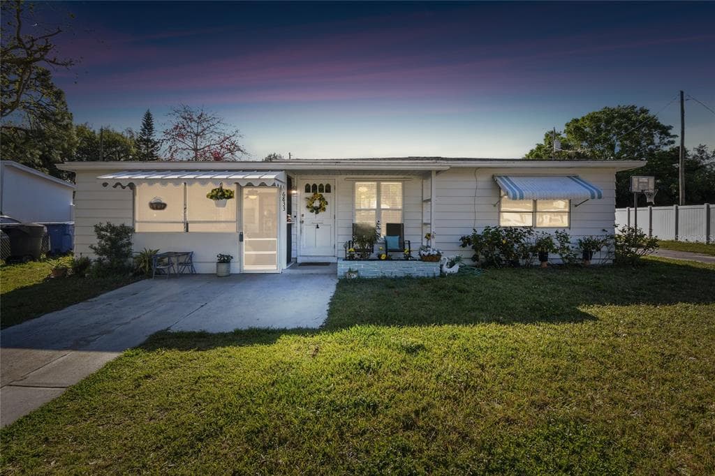 6833 12TH STREET N ST PETERSBURG, FL 33702