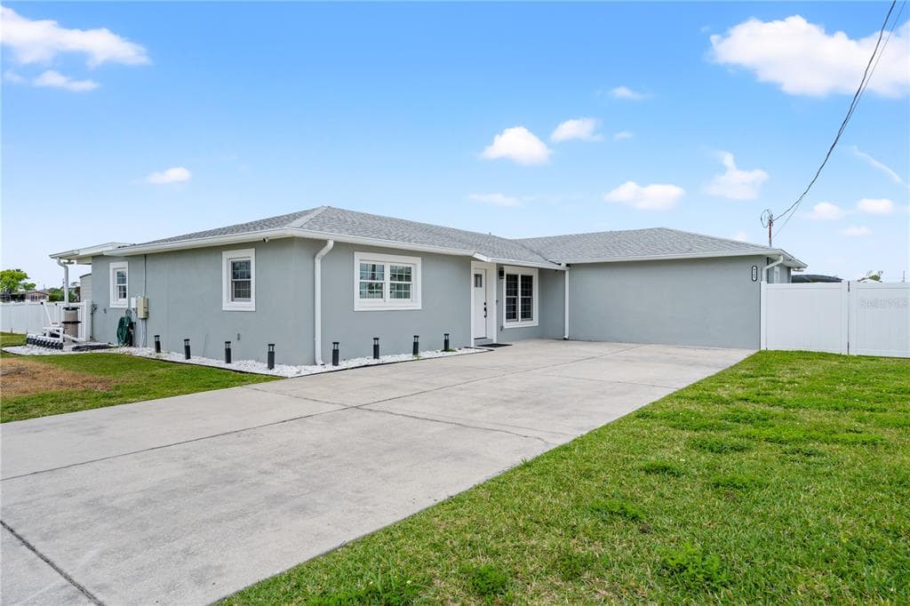 4163 DAISY DRIVE
