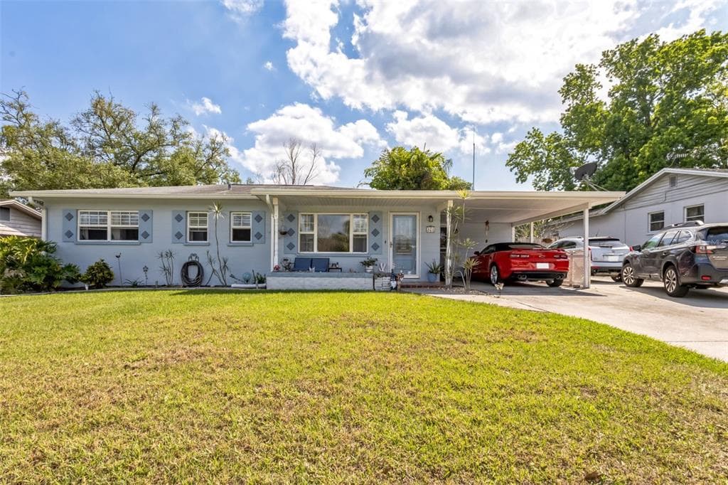 321 ROBIN ROAD LAKELAND, FL 33803