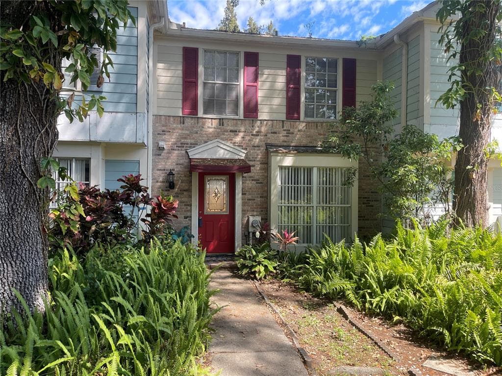 13958 FLETCHERS MILL DRIVE TAMPA, FL 33613