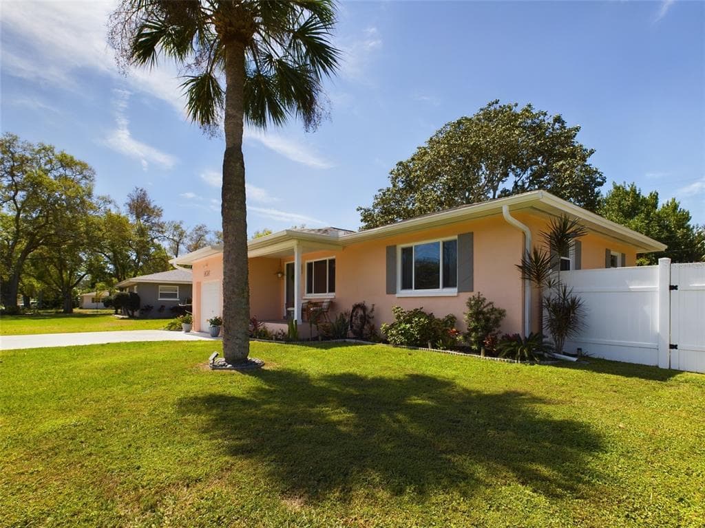8 N CIRUS AVENUE CLEARWATER, FL 33765