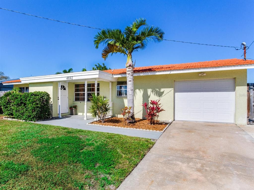4692 DOVER STREET NE ST PETERSBURG, FL 33703