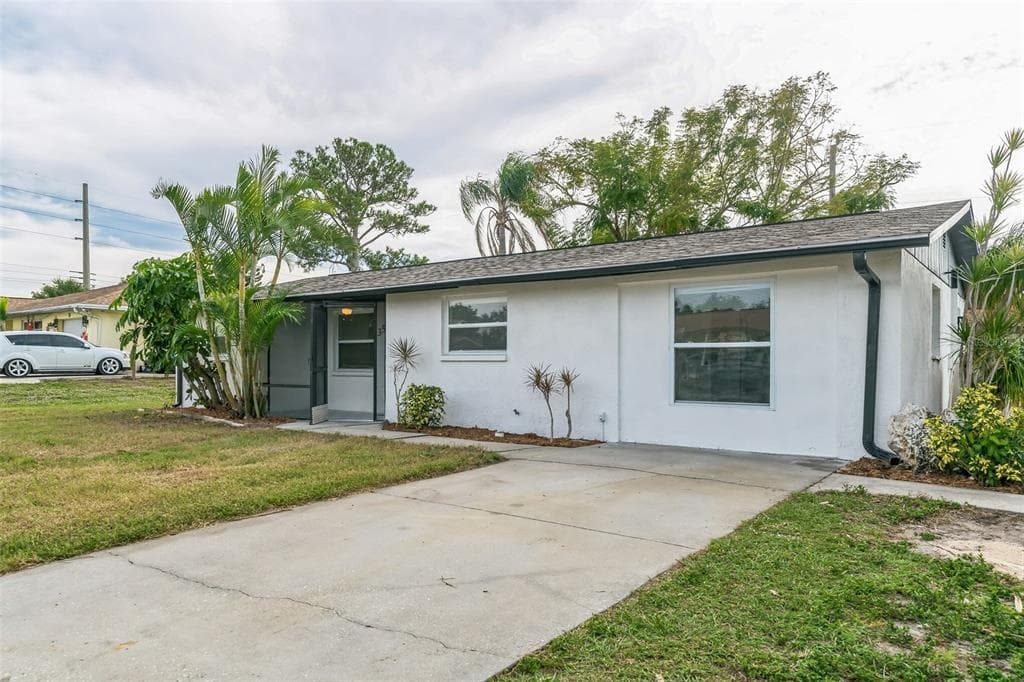 35 CYPRESS ROAD