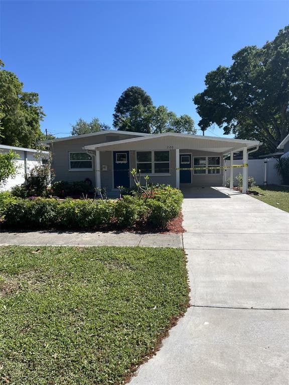 720 45TH AVENUE N ST PETERSBURG, FL 33703