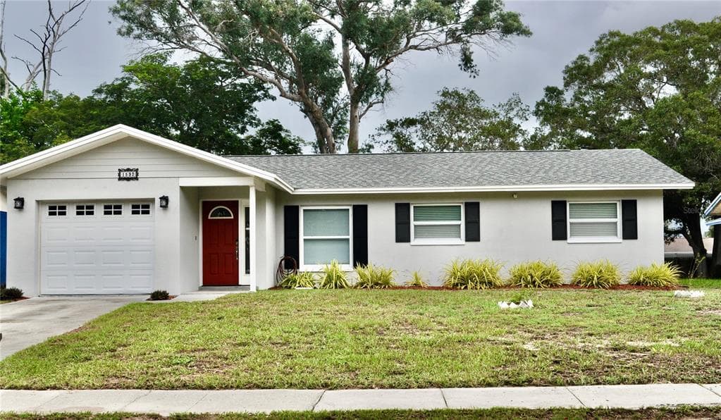 1592 AMBERLEA DRIVE N DUNEDIN, FL 34698