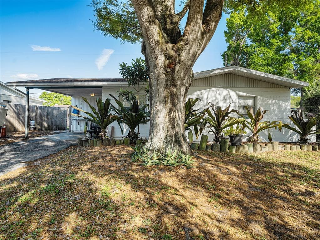 4505 BRAY ROAD TAMPA, FL 33634