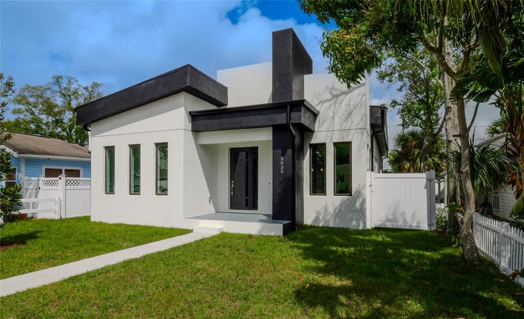 3835 2ND AVENUE N ST PETERSBURG, FL 33713