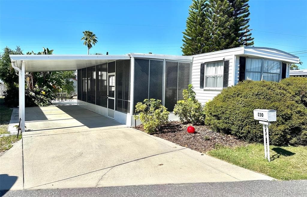 4150 66TH STREET N UNIT 230 ST PETERSBURG, FL 33709