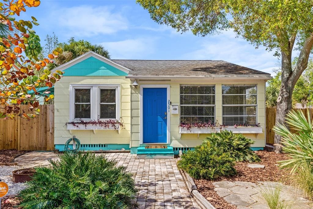 2501 OAKDALE STREET S ST PETERSBURG, FL 33705