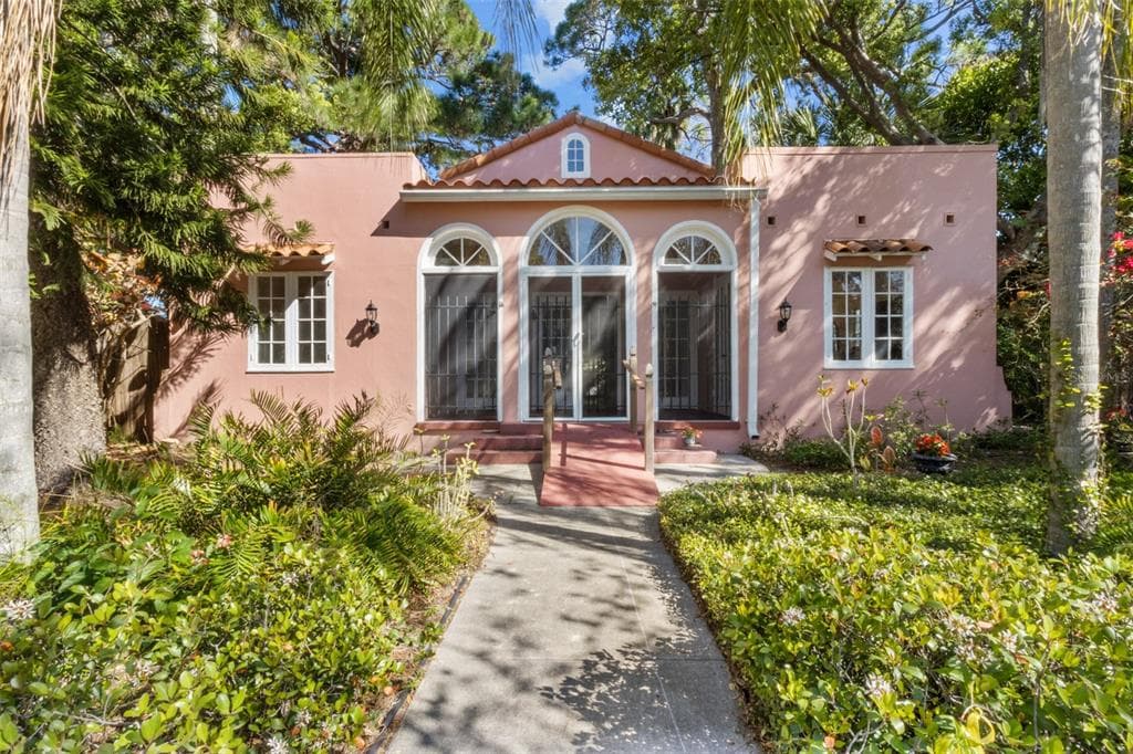 1010 NOKOMIS STREET CLEARWATER, FL 33755