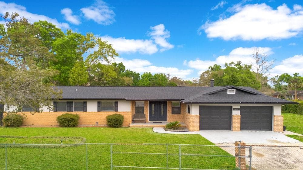 2631 GREENACRE ROAD APOPKA, FL 32703