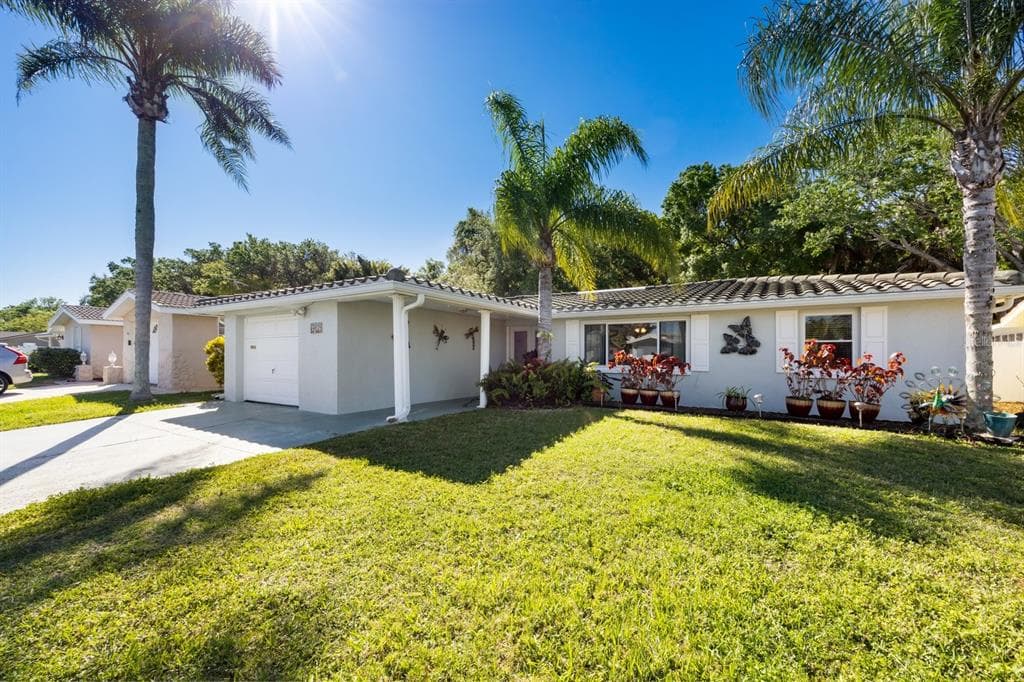 4852 SHELL STREAM BOULEVARD