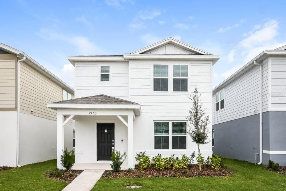 1903 TOHOQUA BOULEVARD KISSIMMEE, FL 34744