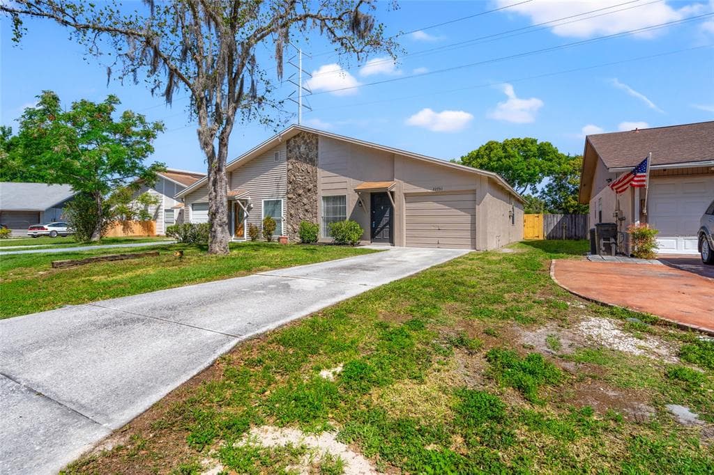 22751 PENNY LOOP LAND O LAKES, FL 34639