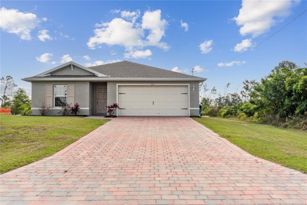 4354 JENNINGS BOULEVARD PORT CHARLOTTE, FL 33981