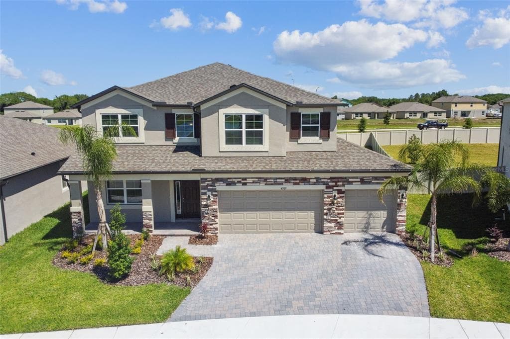 4909 EAGLE ROCK DRIVE WIMAUMA, FL 33598