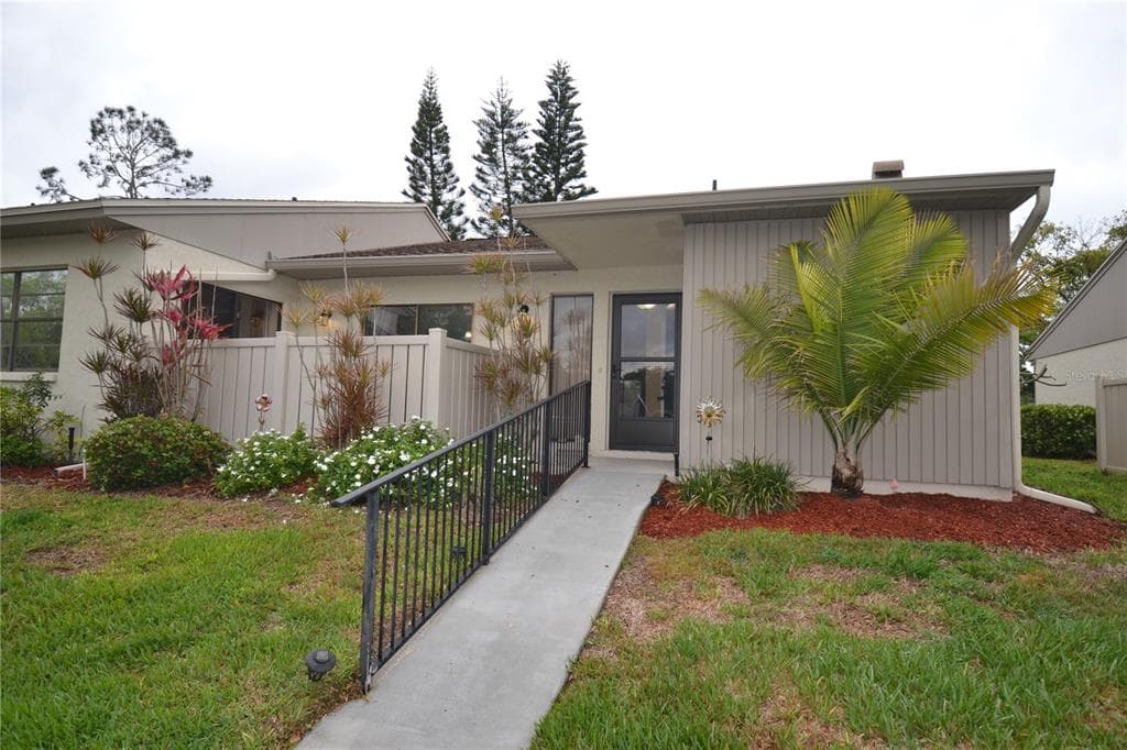 130 TADS TRAIL OLDSMAR, FL 34677